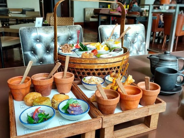 Modern Thai Afternoon Tea @Hotel Indigo Bangkok Wireless Road