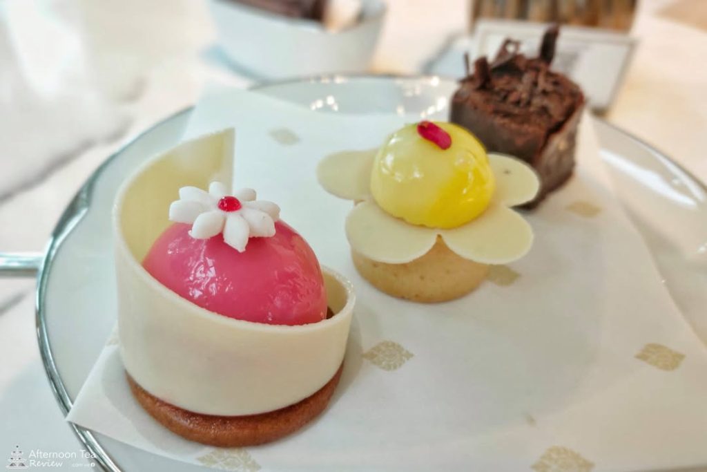 ชิ้นสุดท้ายไกล ๆ นั่นอร่อย 🥺