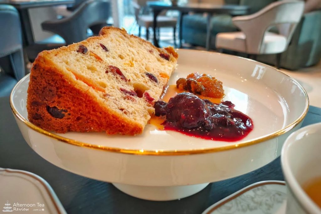 Signature Dessert - Panettone