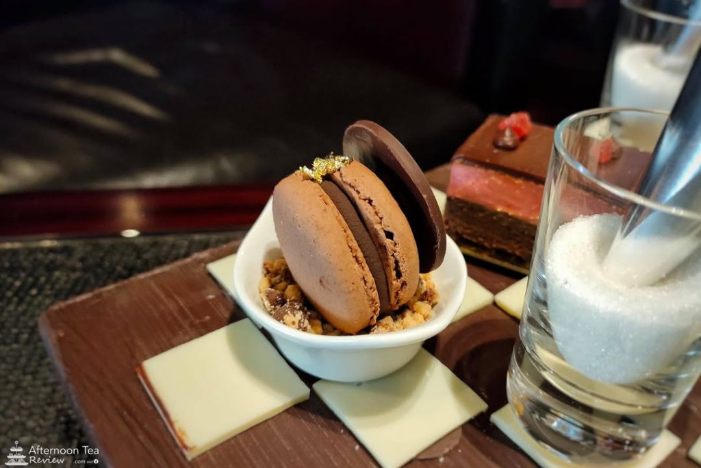 ของกินในเซ็ต Premium Afternoon Tea Macaron แห้งไปง่า 😭