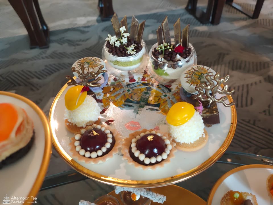 The dessert dish