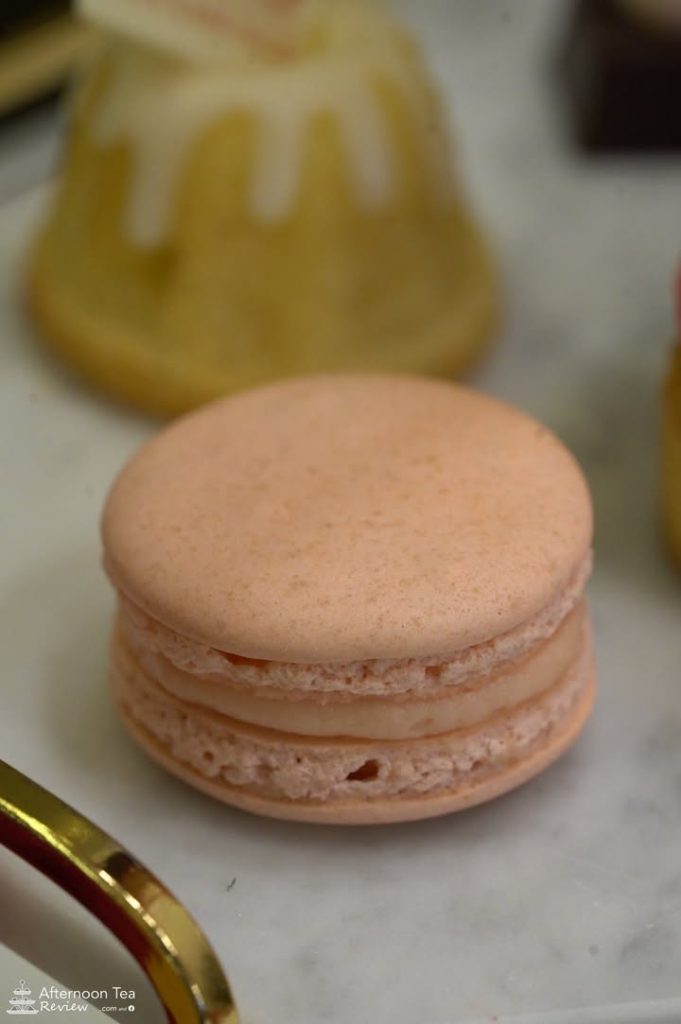 Rose Macaron