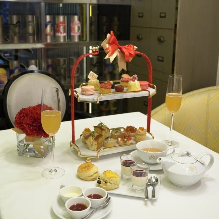 Valentine Day Tea Set