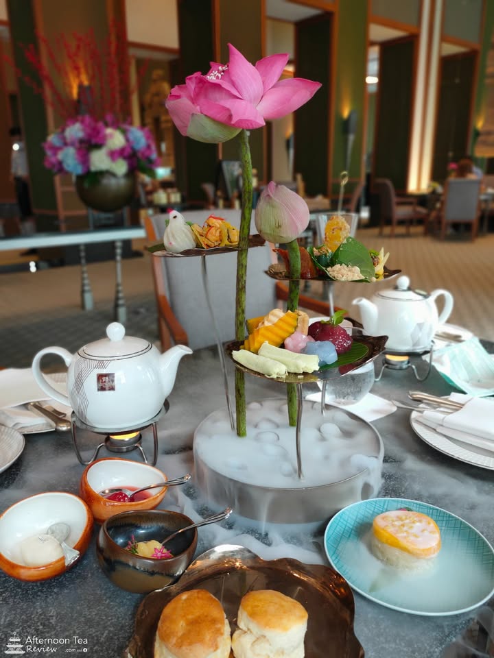 รูปรวมของชุด Thai Heritage ค่ะ มี Scones ด้วยนะ