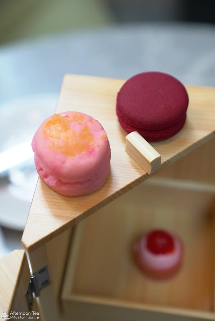 Scone & Sakura Macaron