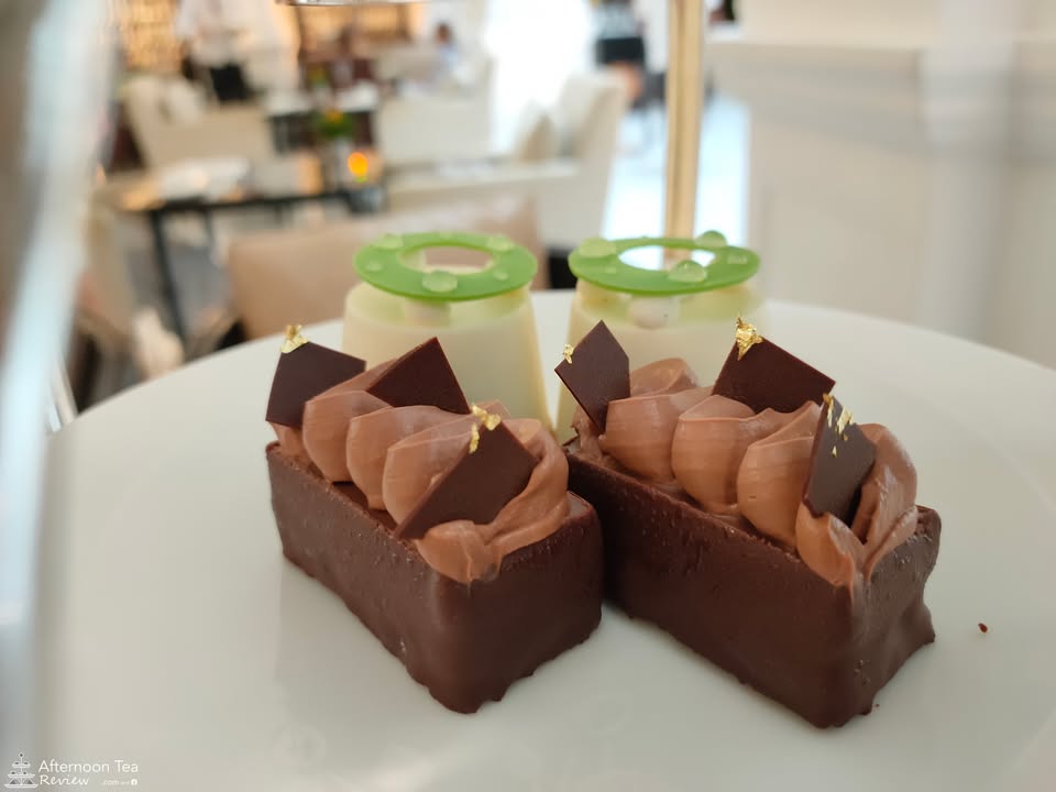 ช็อคโกแลตนี้ดี เข้มข้น (หวานแต่เข้มกลบ)