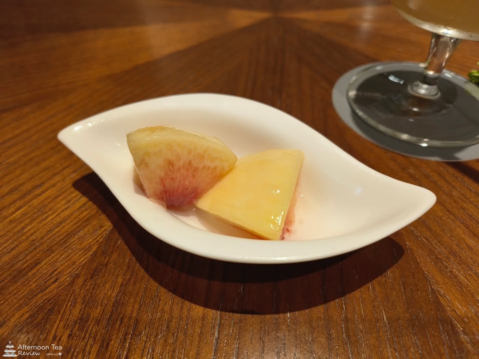 Arakawa Premium Peaches