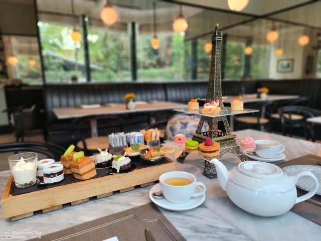 Eiffel Tower Afternoon Tea @Oriental Residence Bangkok