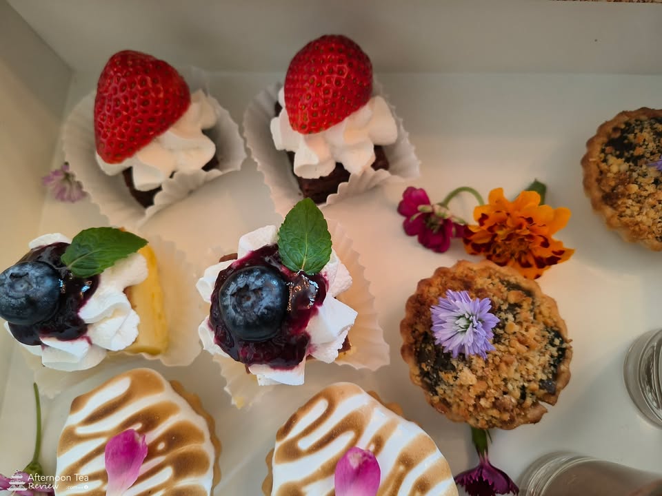 ซ้ำมุมของหวานอีกที สตรอว์เบอร์รี่ไม่ชัด 🍓