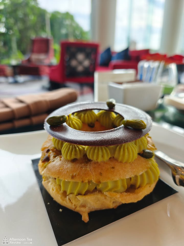 Pistachio Paris-Breast อันนี้สั่งเพิ่มนะคะ แต่อยู่ในเซ็ตให้เลือกได้เช่นกันค่ะ